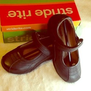 NWT Stride Rite Mary Jane Girls Shoes